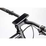 A convenient mount on the stem will securely hold any SP-Connect compatible smartphone case, creating a dashboard display for speed, mileage and more with the Cannondale App.