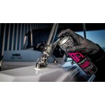 ANTI-CORROSION POWEROur state-of-the-art formula provides class-leading anti-corrosion protection and resistance to hot, cold and saltwater by creating a durable all-weather barrier on your bike’s frame, chain, metal parts and paintwork.