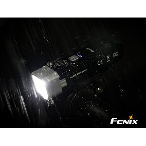 Fenix BC25R Ladattava pyörälamppu