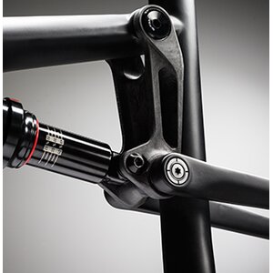 Big bonuses with limited weight. New Lefty Ocho fork, BallisTec carbon frame, and zero-pivot stays add fantastic functionality, without compromising the Scalpel-Si's status as the lightest dual XC mountain bike on the market.