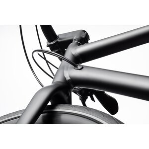 Quick bikes are the lightest in their class. Beautifully crafted aluminum frames and carbon fiber forks add up to a difference you can feel. Easier to pedal, easier to lift, easier to love