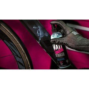 Muc-Off Matt Finish Detailer 250ml mattavaha ja pesuaine