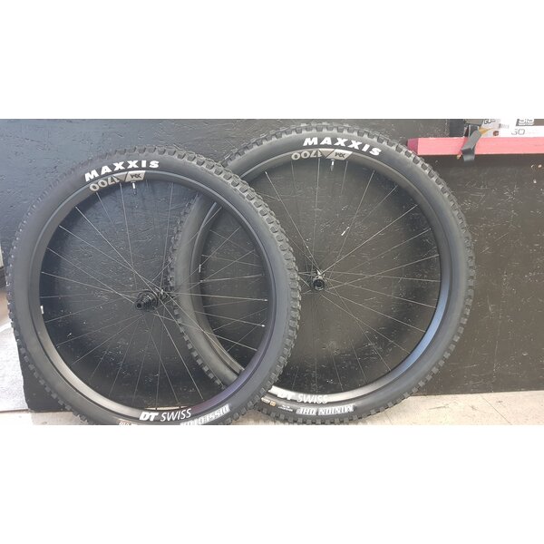 DT Swiss Dt Swiss XM1700 Mullet Wheel set 29/27,5 / Maxxis Tires